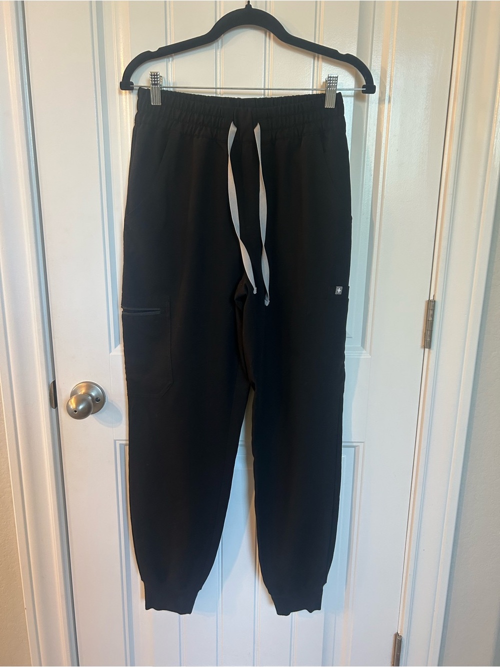 Women’s FIGS high rise jogger scrubs S